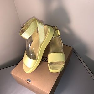 UGG Sandal